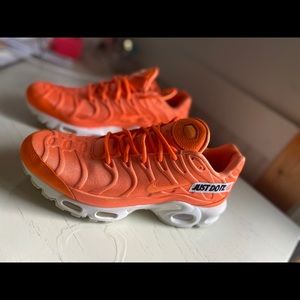 Nike TN Air Max Plus "Total Orange"
